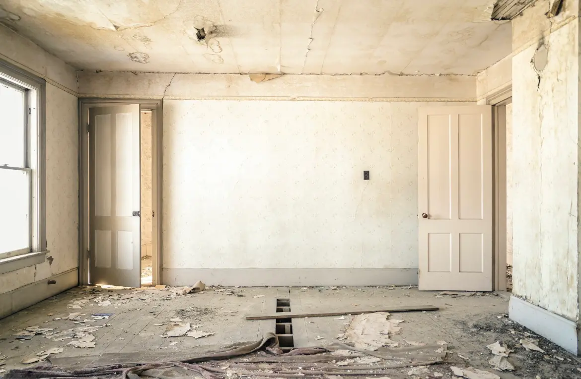 Waste disposal crew managing a cleanout project in Oceano